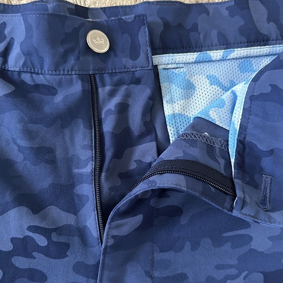 Peter Millar performance blue camo shorts - 34 worn once! - Picture 2 of 7